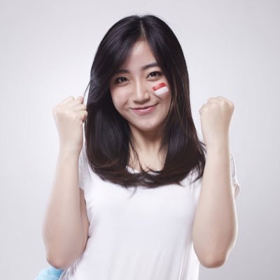 JKT48 Janken Queen 2016 &amp; 14th Single「LOVE TRIP」Center is 

Congrats and will go to Kobe AKB48 Group Janken 2016