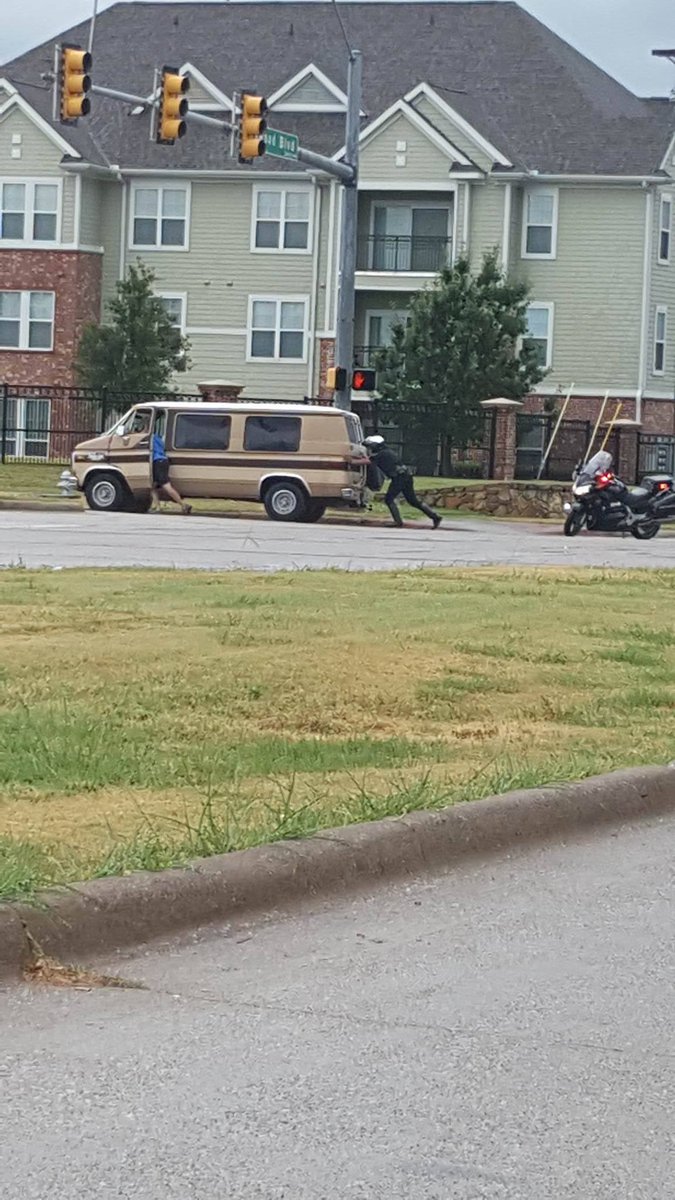 fortworthpd's tweet photo. We'll let the photo speak for itself.....

#push https://t.co/5un5PzId4c