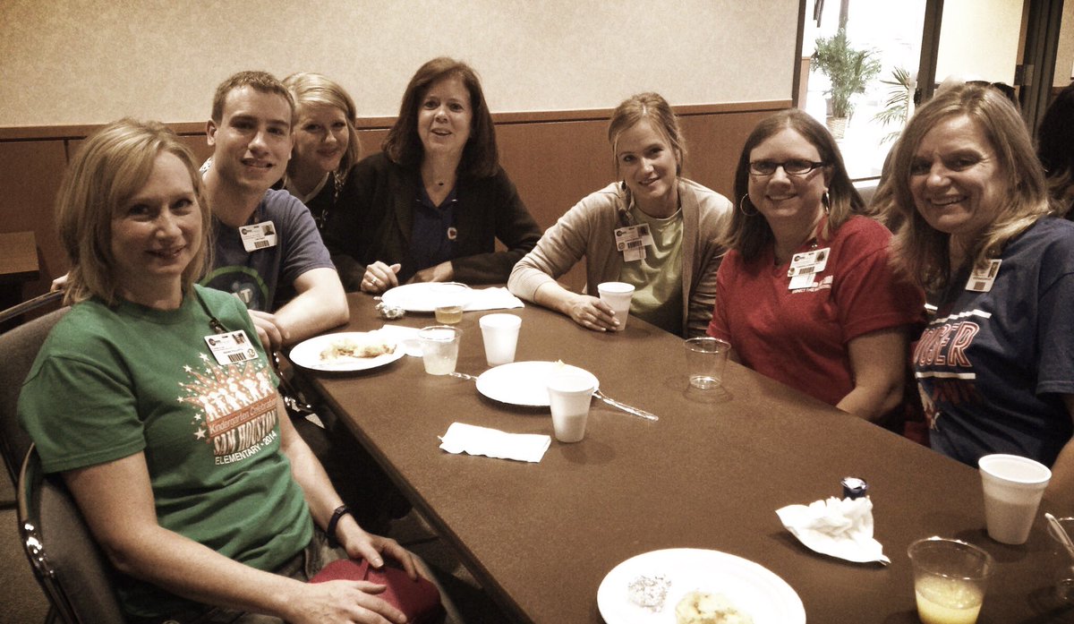 GinnyBowles's tweet photo. So thankful for our amazing Superintendents! What a wonderful breakfast! #KindnessMatters https://t.co/vMhffs9Nmz