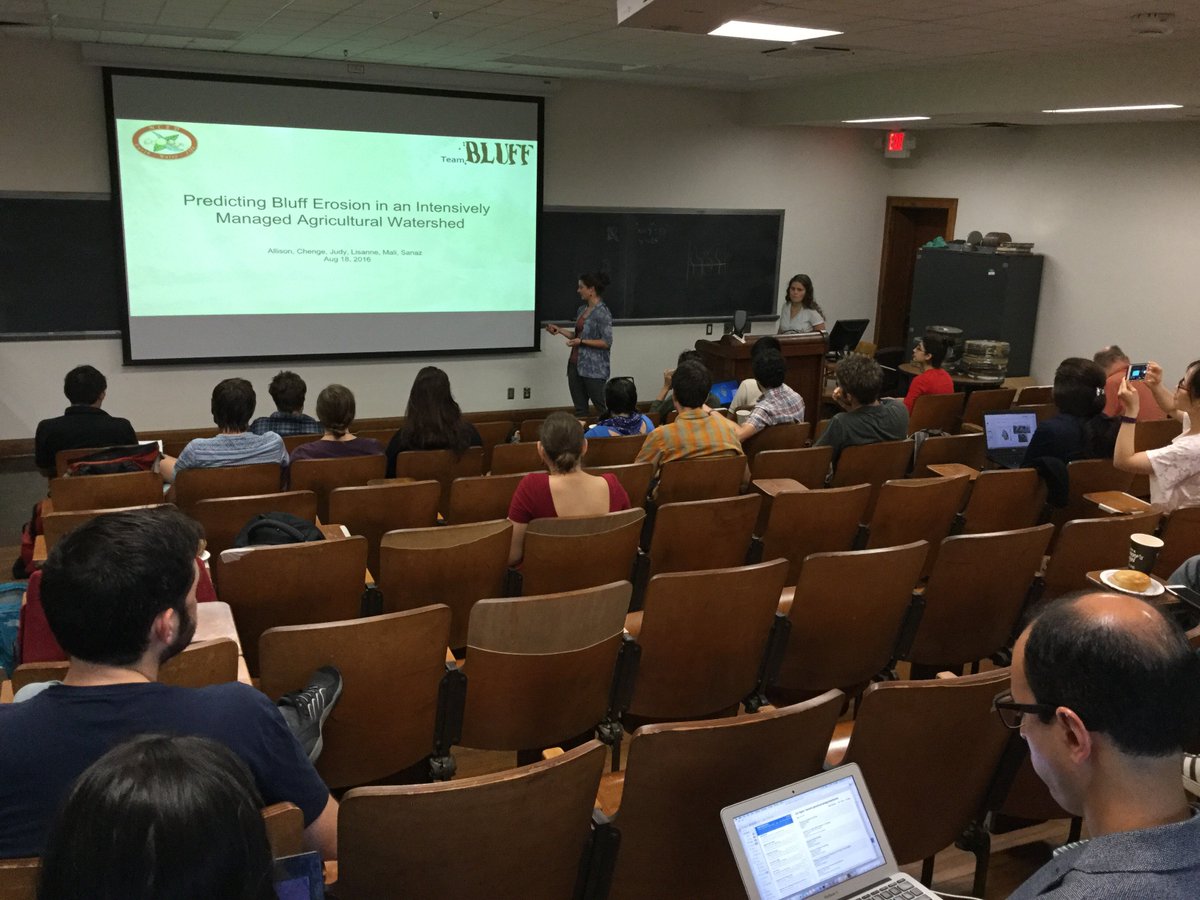 saflumn's tweet photo. Last day of the #SIESD2016! Time for the students to present a bit. https://t.co/4tncpmpDhy