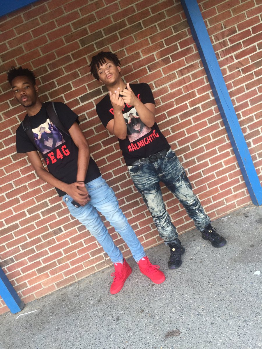 4GMarco's tweet photo. I swear to god we holding it down for you bro ❤️💯🤘🏼® we keeping ya name at the highest until we together again ❤️🙏🏾® https://t.co/0fGE9yC7hR