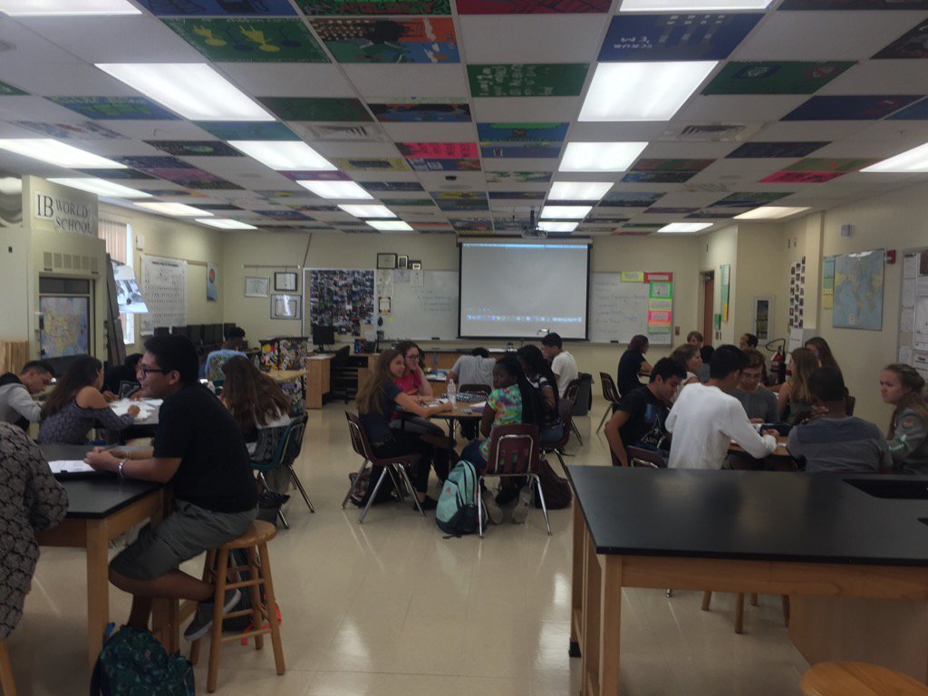 ATL_Eagles's tweet image. Students engaged in rigorous activity after a science lab. #higherlevel #studentautonomy
