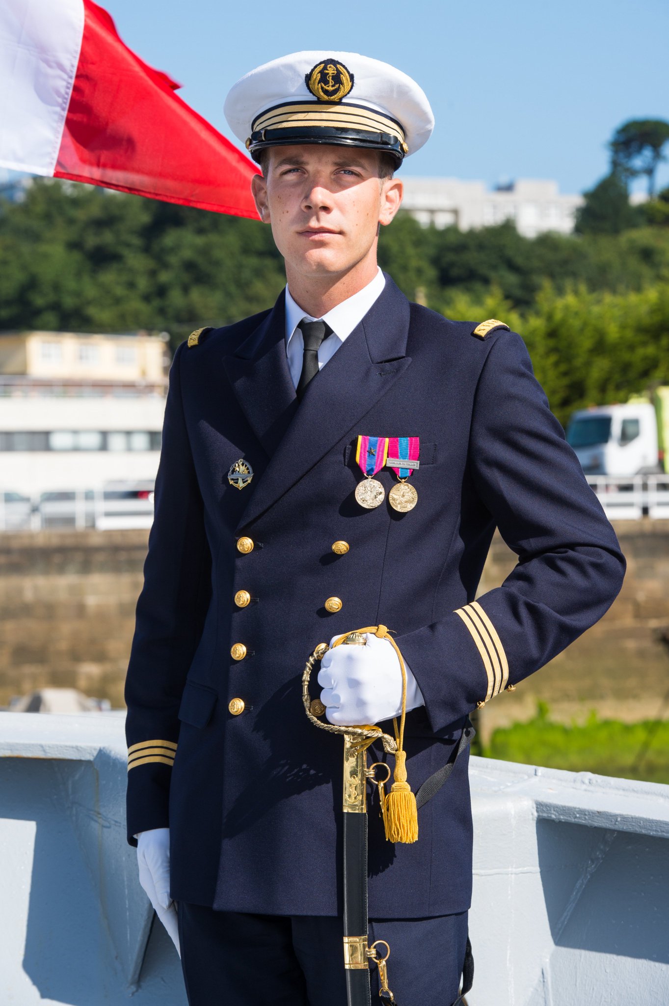 Lot - Casquette de Lieutenant de Vaisseau Marine Nationa…
