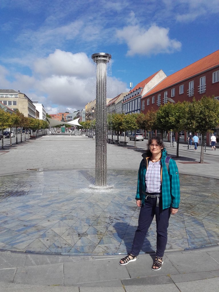 dajumaro's tweet photo. Rheinmöwe &amp; me @ Randers City.
Tomorrow there will be a lot of people. :-) #gcrds16 https://t.co/2s4G1GbOWh