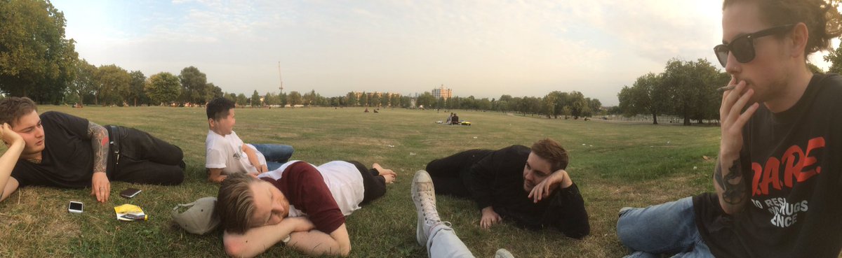 London yesterday was unreal! Tomorrow we headline Jumpin Jacks with <a href="/paraalta/">PARA ALTA</a> <a href="/twisthelixband/">Twist Helix</a> for <a href="/BTWRECS/">Beyond The Wall</a>  GET DOON