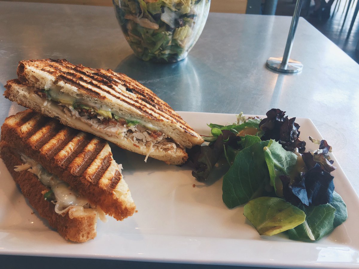 Jojoissocool's tweet image. Lunch 🍽 #Madgreens