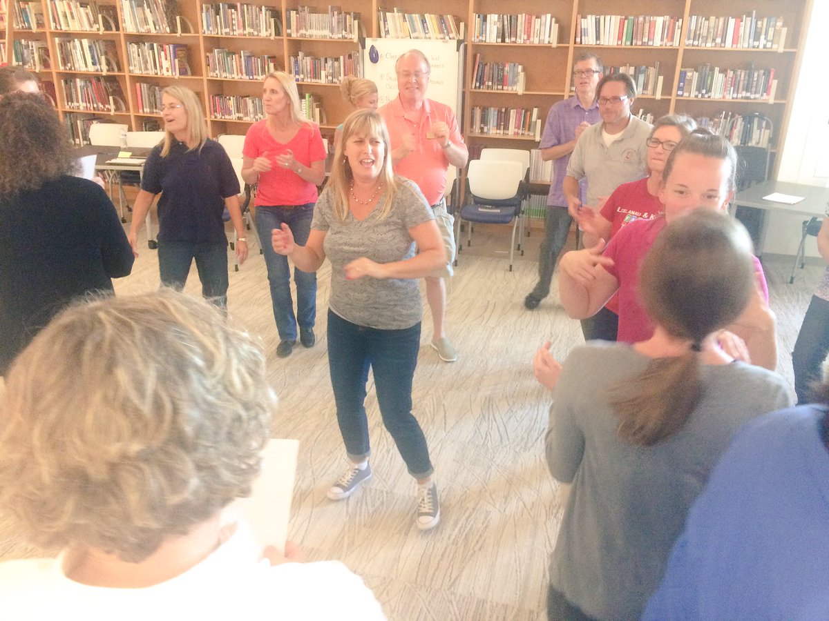 AnastasiaHercu1's tweet image. Never had an education PD end this way.
#prinpd