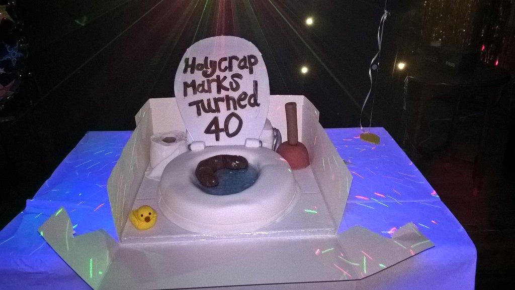 What a shitty cake 🎂😉