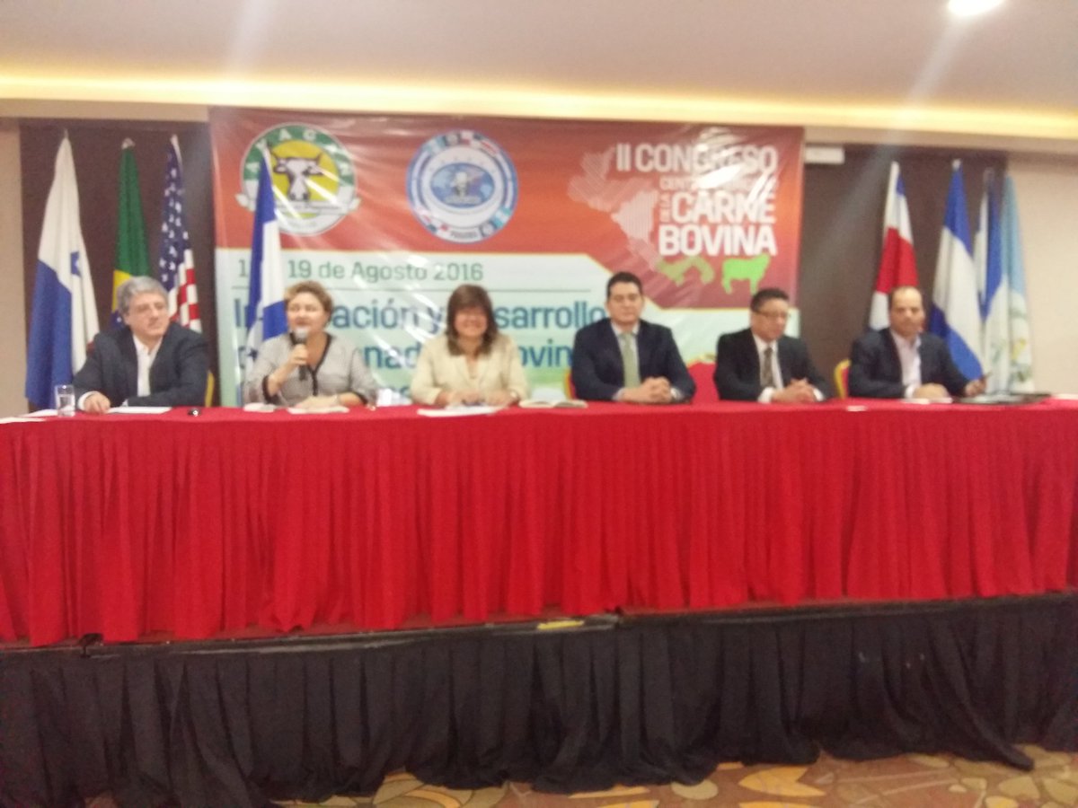 Foro sobre integración agropecuaria en el marco del II CONGRESO CENTROAMERICANO DE LA CARNE BOVINA.