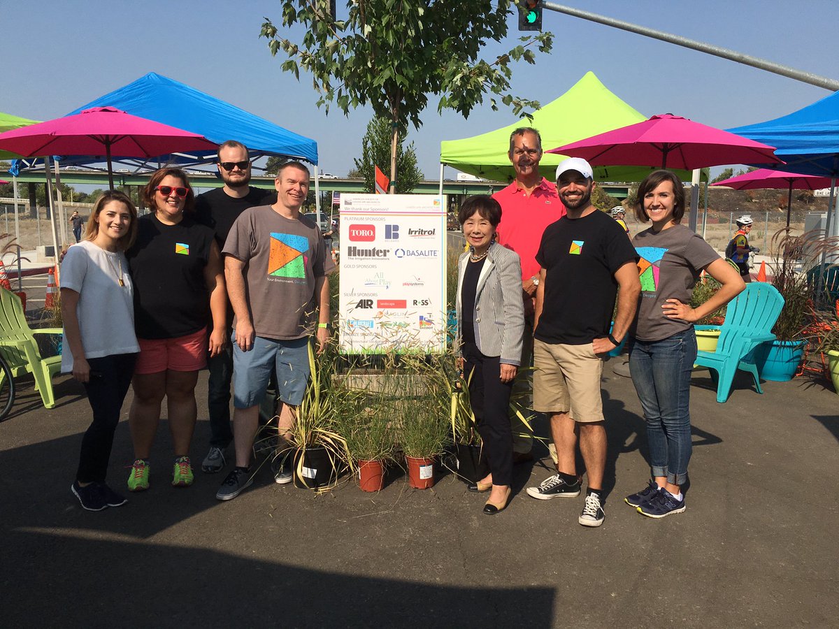 Thank you to our sponsors and <a href="/DorisMatsui/">Rep. Doris Matsui</a> for coming out to our #parkinapod <a href="/thesacrailyards/">Sacramento Railyards</a>