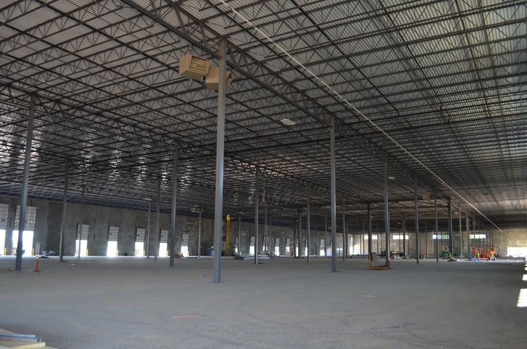 🔒 <a href="/HuntMidwest/">Hunt Midwest</a> plans to start another 200,000-square-foot spec once this one is leased up: bizj.us/1nw6tg