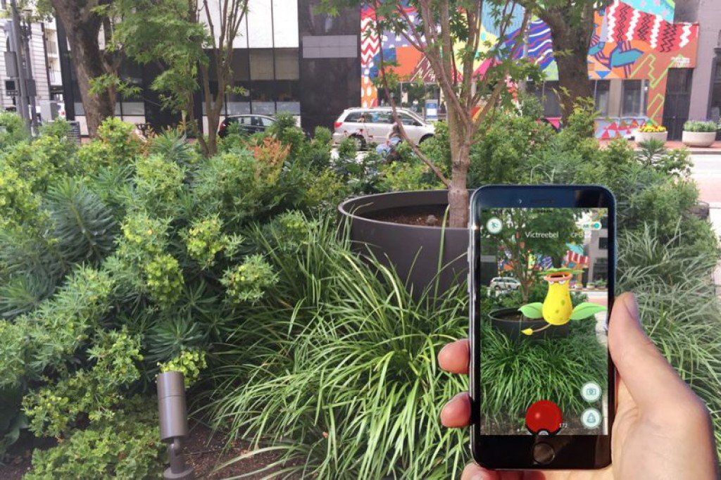 gizlogic's tweet photo. ¿Has probado ya #RazerGo, el chat de #PokemonGo? https://t.co/7vayfTrAgn https://t.co/KzXwUNRuhr