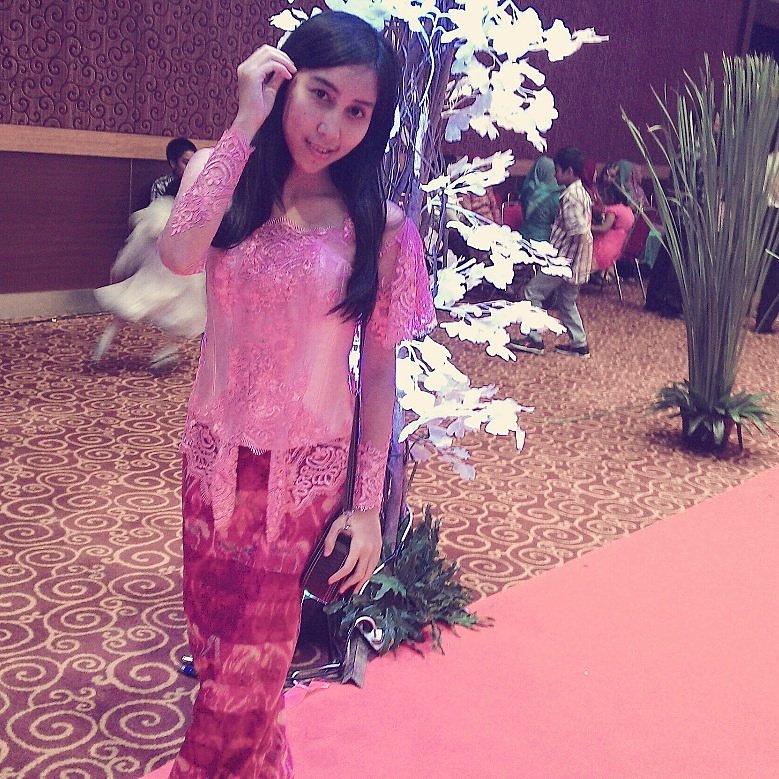 Shinfel's tweet photo. Serba Kebaya https://t.co/nP0XDBUUhs ???? https://t.co/4dvh5T7SCC