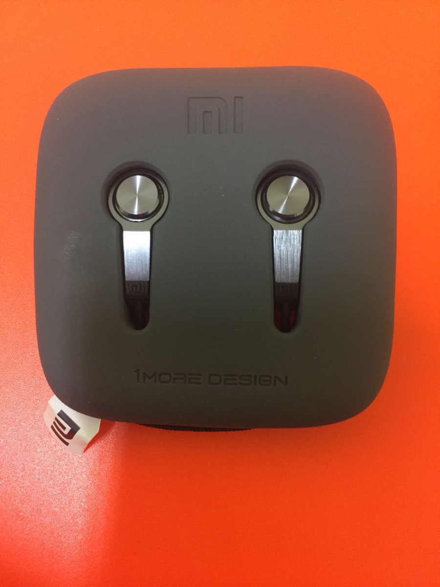 colourmobileAV's tweet photo. Buscas unos #auriculares con las BBB ven a ver los #Xiaomi Piston, #ColourMobile #Ávila #Gamer https://t.co/bJWBvPpFuB