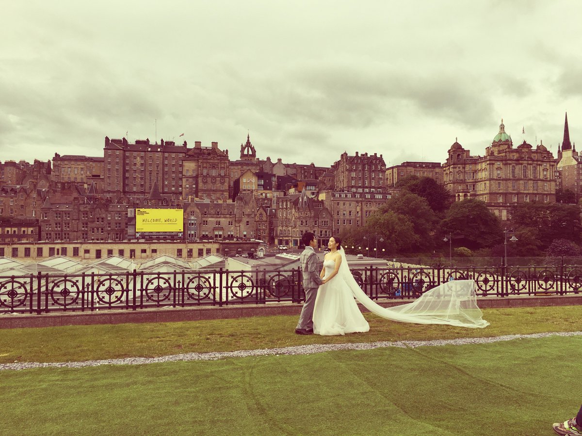 NicheWorksPR's tweet photo. Many Memories being shared at @boxsmall_ed, why not join in this weekend? #Edinburgh #weekend #wedding #golf https://t.co/GGqM1Yg64w
