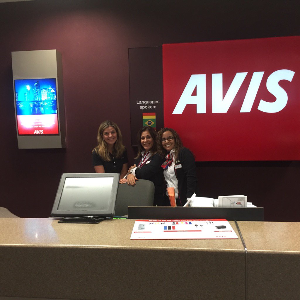 ABG_TPA's tweet photo. @abgFlorida @GoAvisBudget #ABGpride16 Gina with TPA RSAs Rossana and Bahya https://t.co/Z9kiO2BAZC