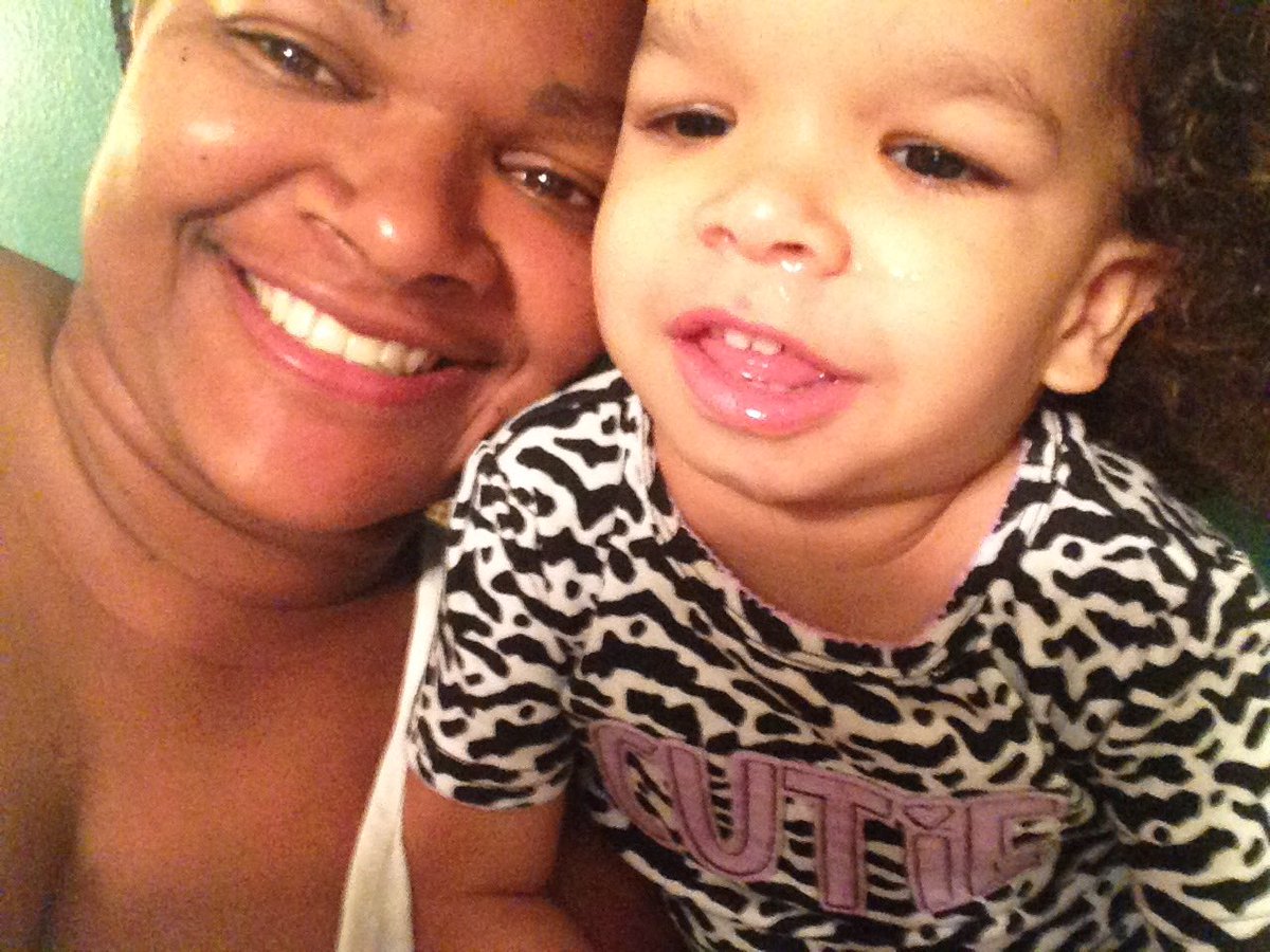 shamekaburdick's tweet photo. Me & #mylove #rylen my baby is growing so fast 💕 https://t.co/7HbFeUkXDq