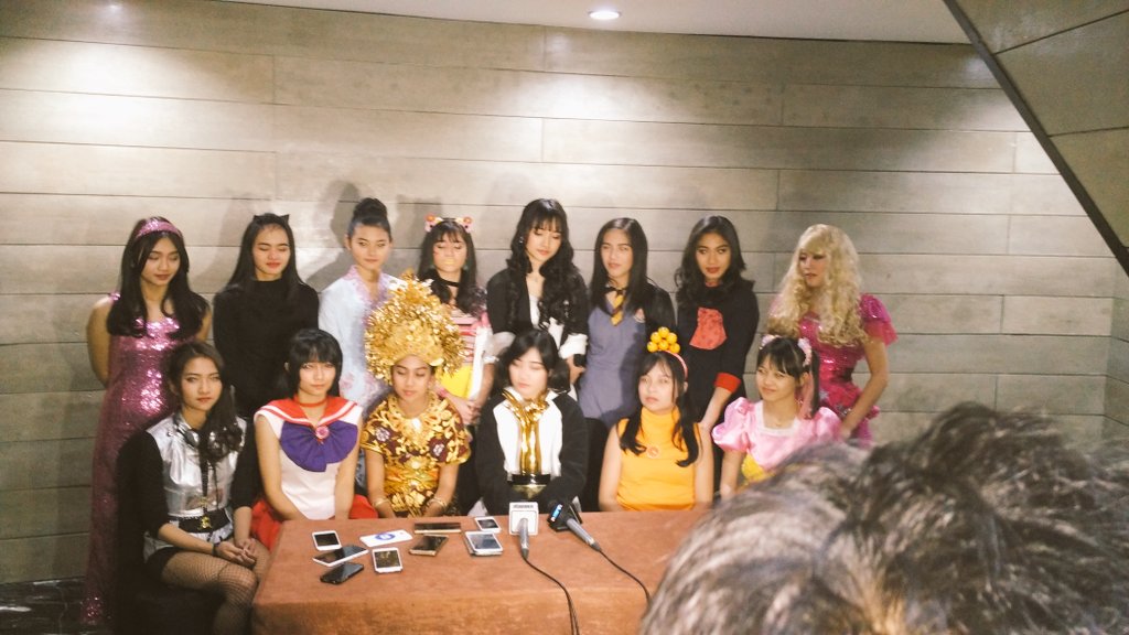 officialJKT48's tweet photo. Press Conference #JKT48Janken https://t.co/G8oX58EsS0