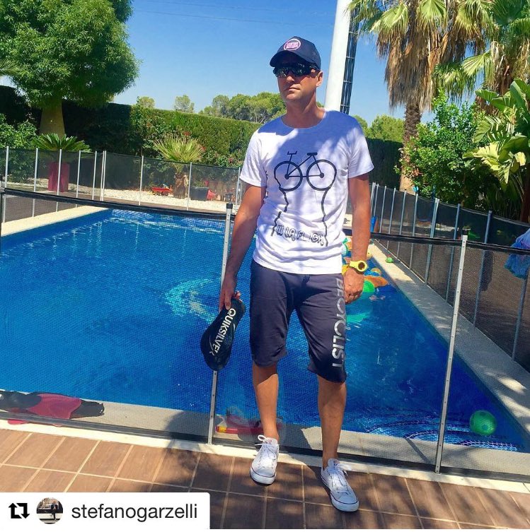 Il grande <a href="/StefanoGarzelli/">Stefano Garzelli</a> in tenuta Becyclist, W LA F|_|GA 😛😅
