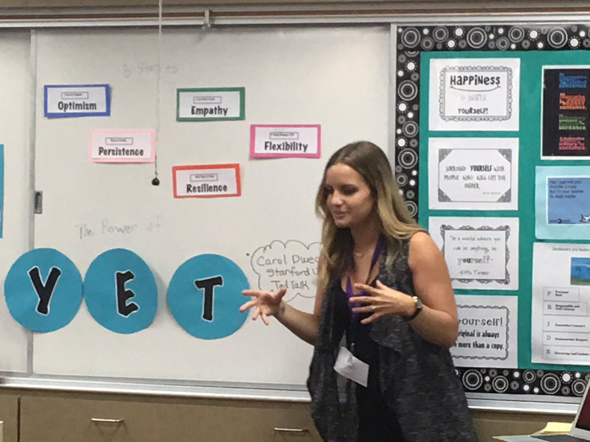 lain_erin's tweet photo. Students learn best when...they connect with their teacher! Mind on Learning PLN. #sbsdlearn #sbsdedu https://t.co/pDr8CrmF7W
