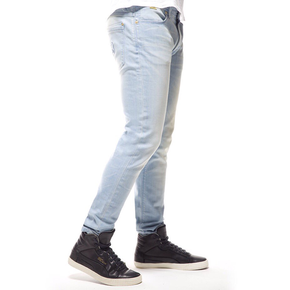 KINGSOFDENIM's tweet photo. FX1 Airstream Jeans #FridayFeeling #capetownfashion #joburgfashion #londonfashion #newyorkfashion #denim #mensstyle https://t.co/HUkO4vpvKO