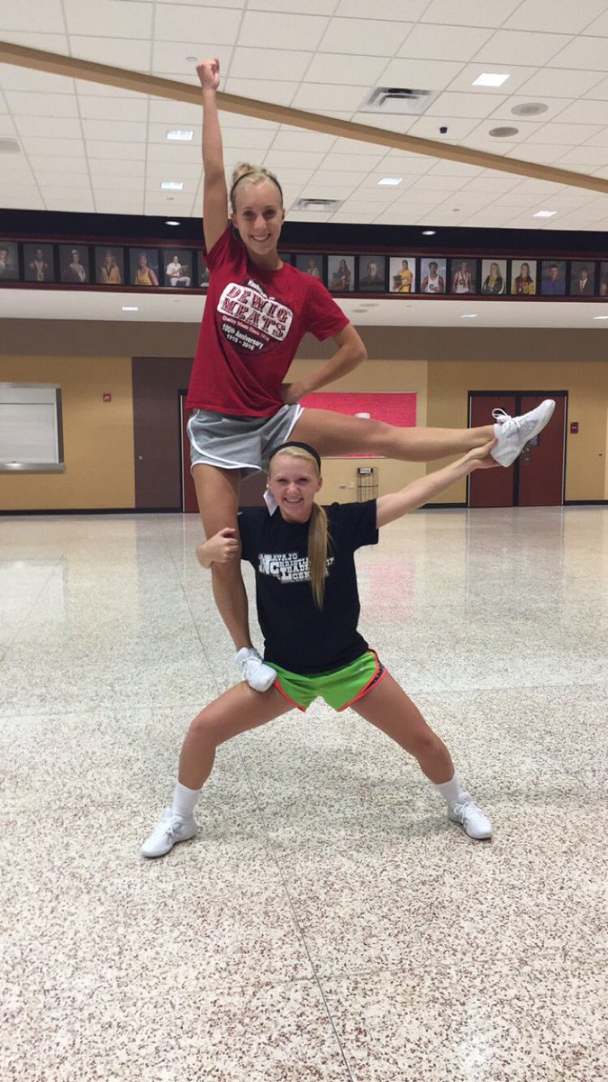 The only L the Titans are taking this year😂💪🏼🏈🎀