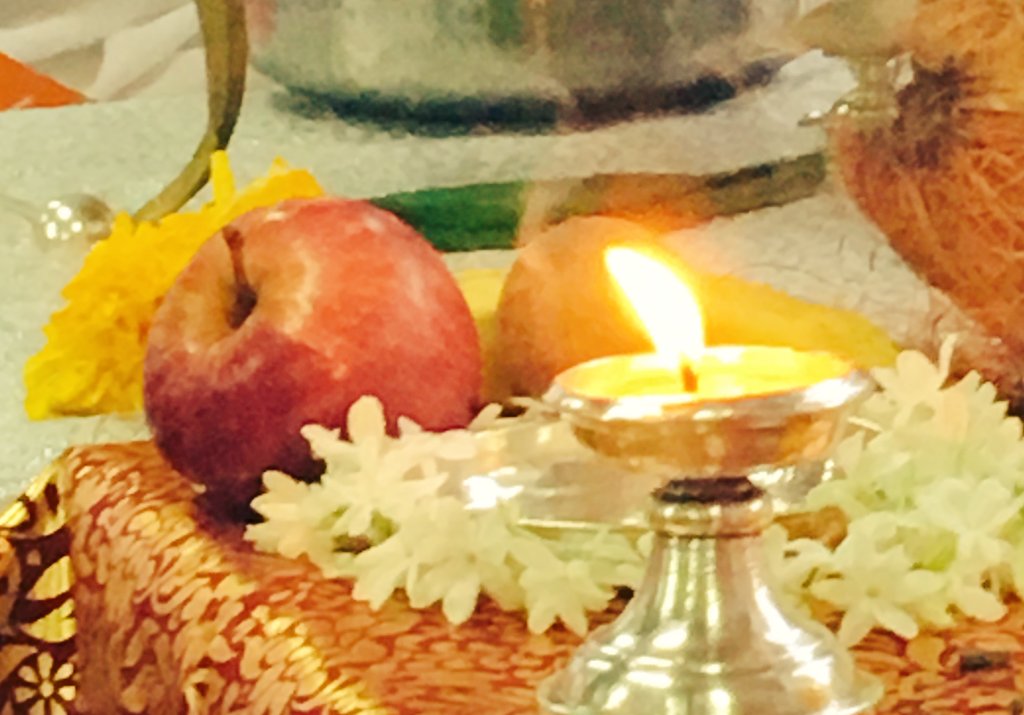 VDSPune's tweet photo. #RudraPuja at #Historic Bhawani Mata Mandir, #Pune
#Shravanmass2016 https://t.co/PLhqgxDHHf