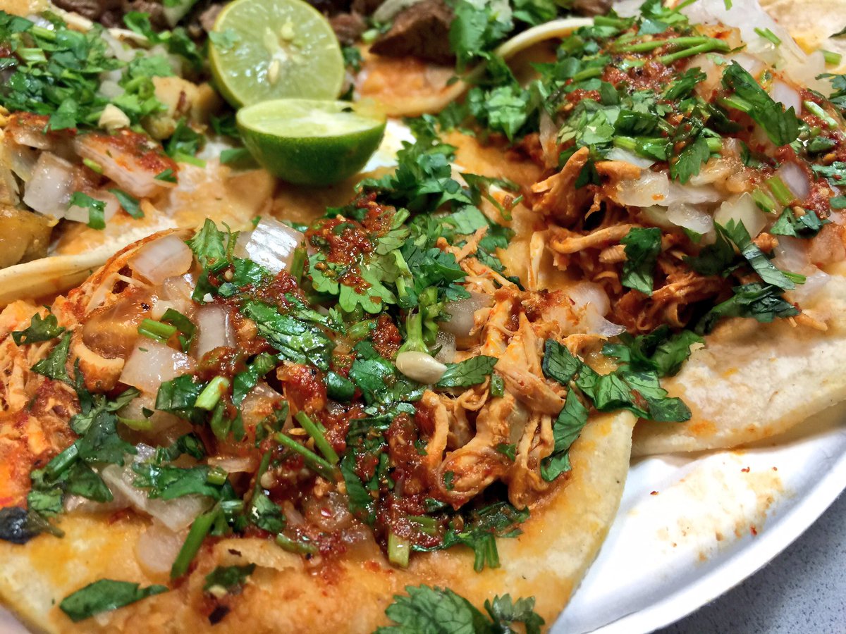 OWCalifornia's tweet photo. Tbh, these tacos look better than most of your Instagram pics https://t.co/kr2Z4irlRj