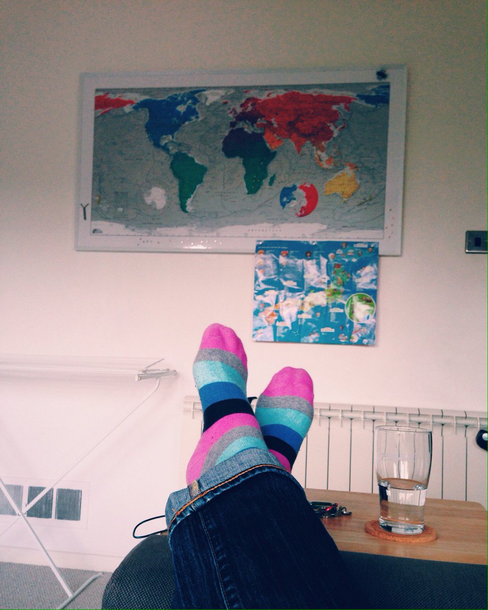 enviro_xi's tweet photo. It's #WorldPhotoDay, so here's a photo of the world. #friyay #chillax #travelplanning https://t.co/4yprgQyRzX