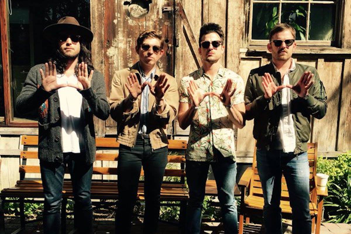 Kings of Leon reemplazará a @LanaDelRey  en el Live Out en Monterrey bit.ly/2bnhpzi