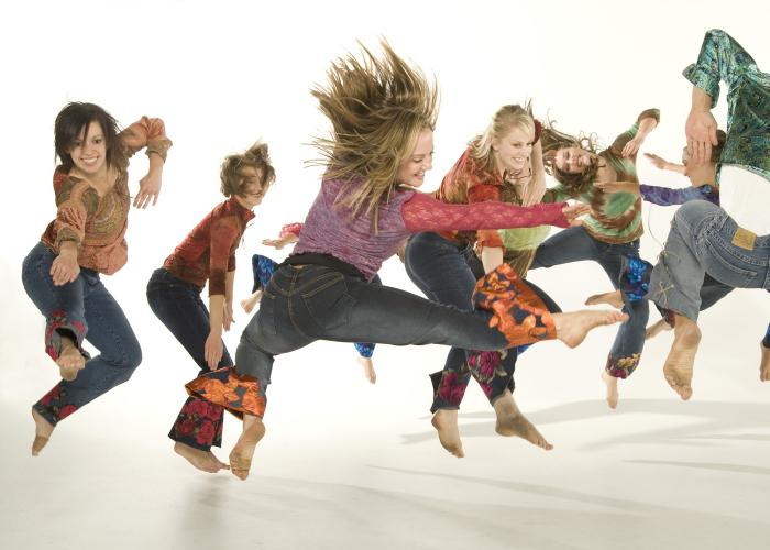 Веселую танцевальную для малышей. Современные танцы. Детские современные танцы. Детский современный танец. Стили танцев для детей.