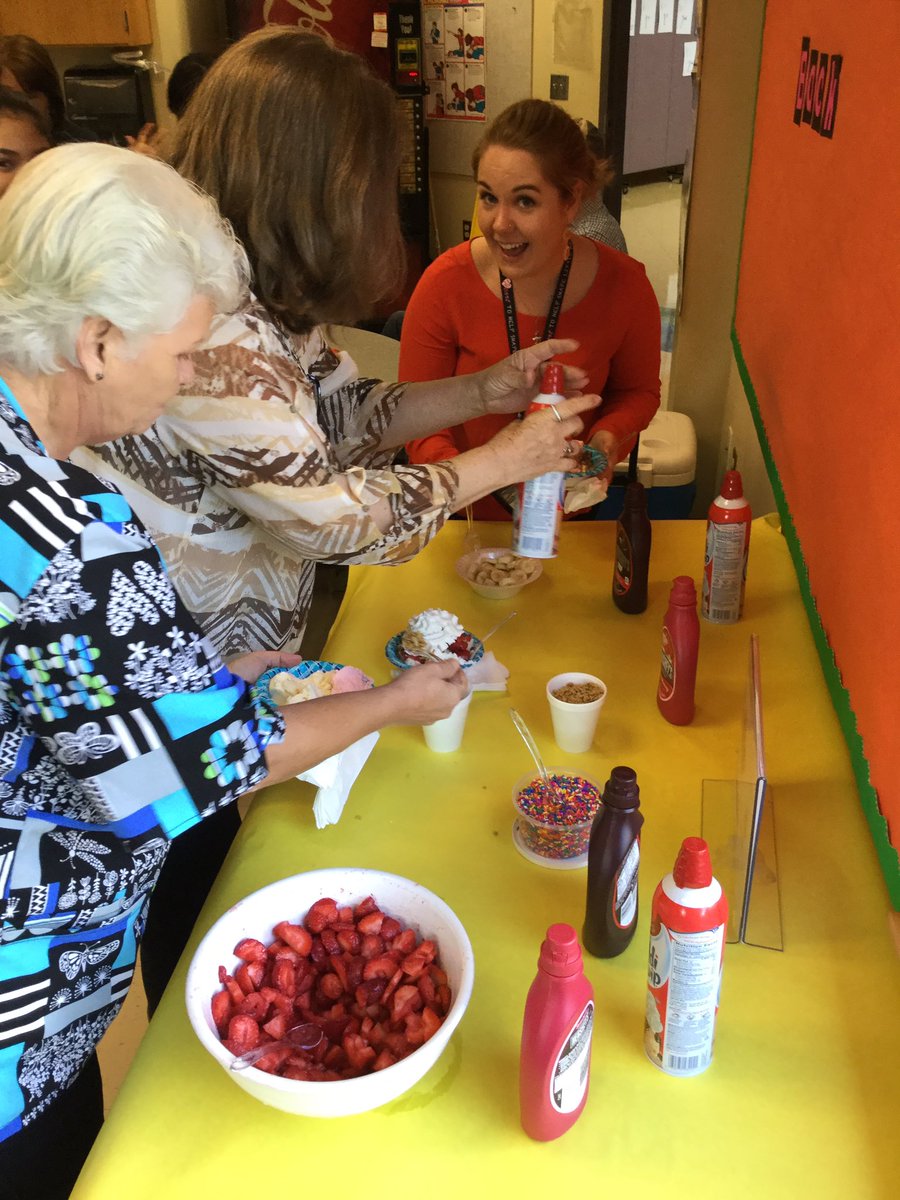 DVISD_CES's tweet photo. Thanks Sinai Church for ice-cream treat! CES teachers ready to meet our Cougars today 3-6pm #welcometoDVISD https://t.co/zL7A4sOOZP