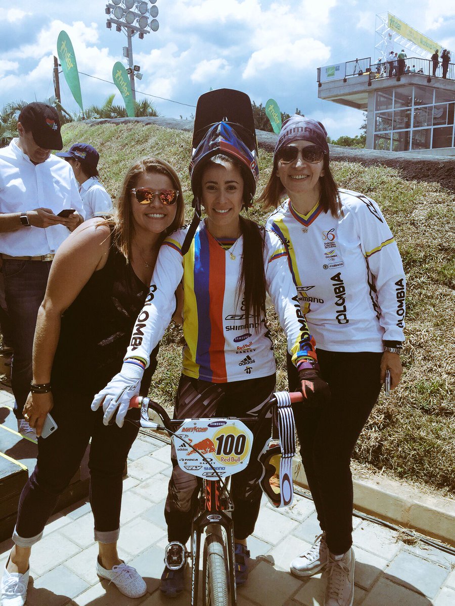 Grande Tata! #campeonaolimpica #Rio2016 #BMX una vez más celebramos tus triunfos! #col #ReinadelBMX @gw_bicycles