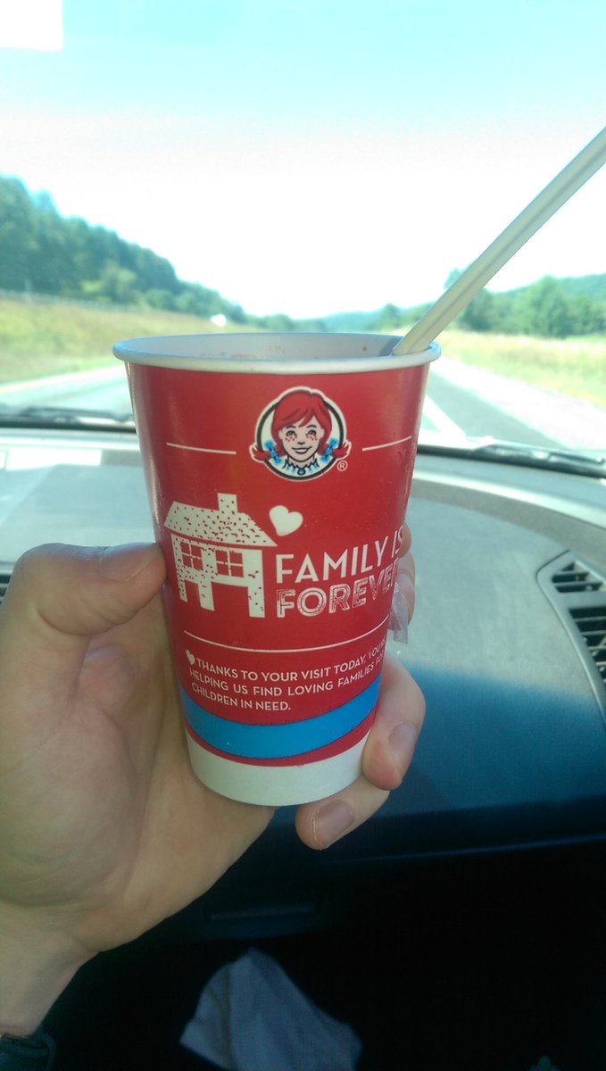 knepsy's tweet photo. @MLB @Wendys #50CentFrostyMLB #MookieMVP https://t.co/D8x3WPmJvK