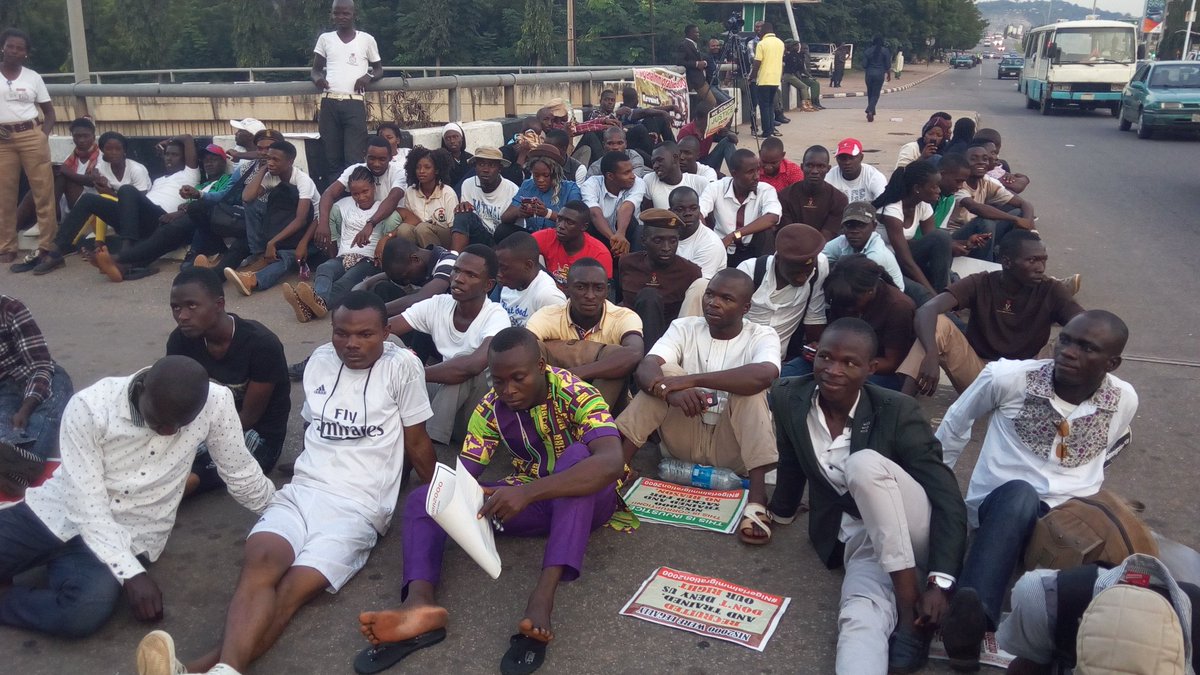 obyezeks's tweet photo. Earlier today, I rode past the turn into the Villa at 3 Arms Zone & saw crowd of #NigeriaImmigration2000 Protesters https://t.co/noxJQ2O9Tk