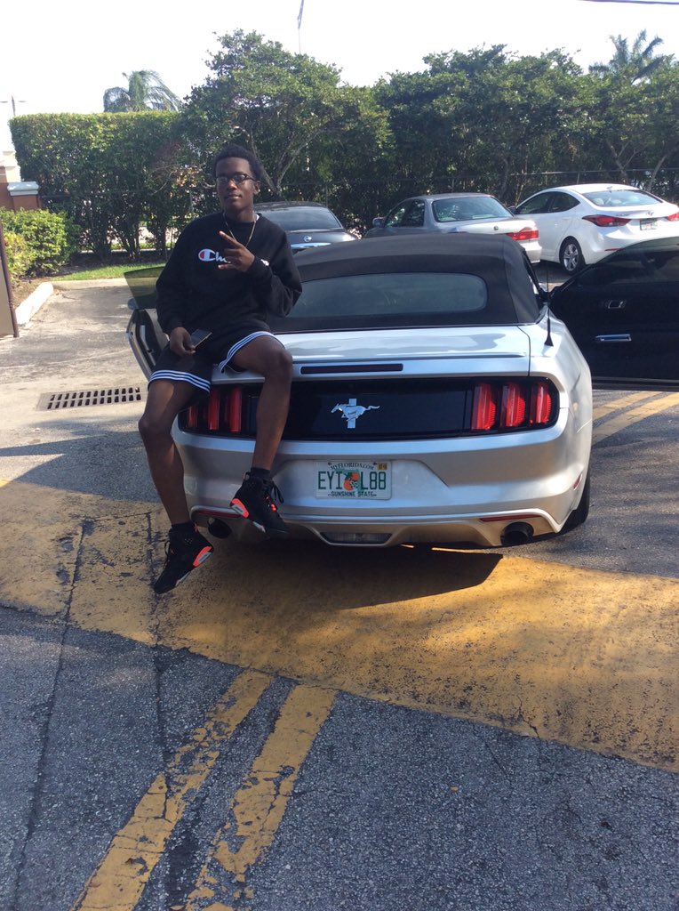 ShawnnBenjii_ tweet picture