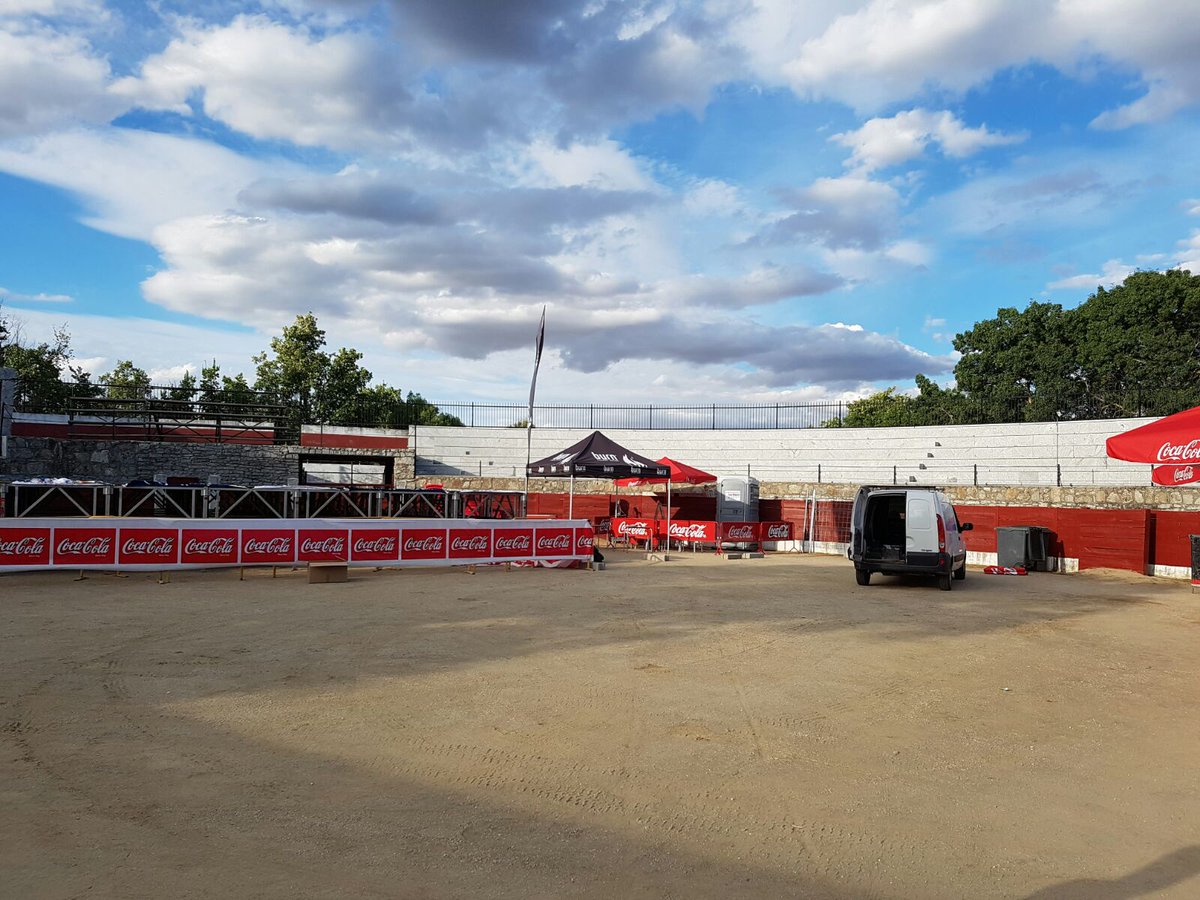 GranitoRock2016's tweet photo. Vamos gente... Preparados....  Listos....  Ya!!! https://t.co/ABgdUnMcwC