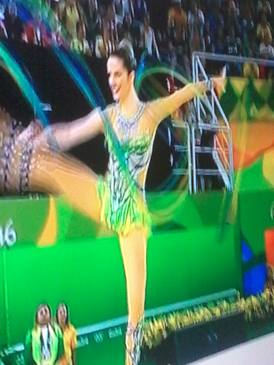 NiviaGiselle's tweet photo. Essa vale ouro! #Olimpiadas2016 https://t.co/IZCefdu33s