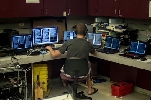 RAERrobotics's tweet photo. @team_worx I know what you mean #HackingInProgress https://t.co/Ddc7VGLieH