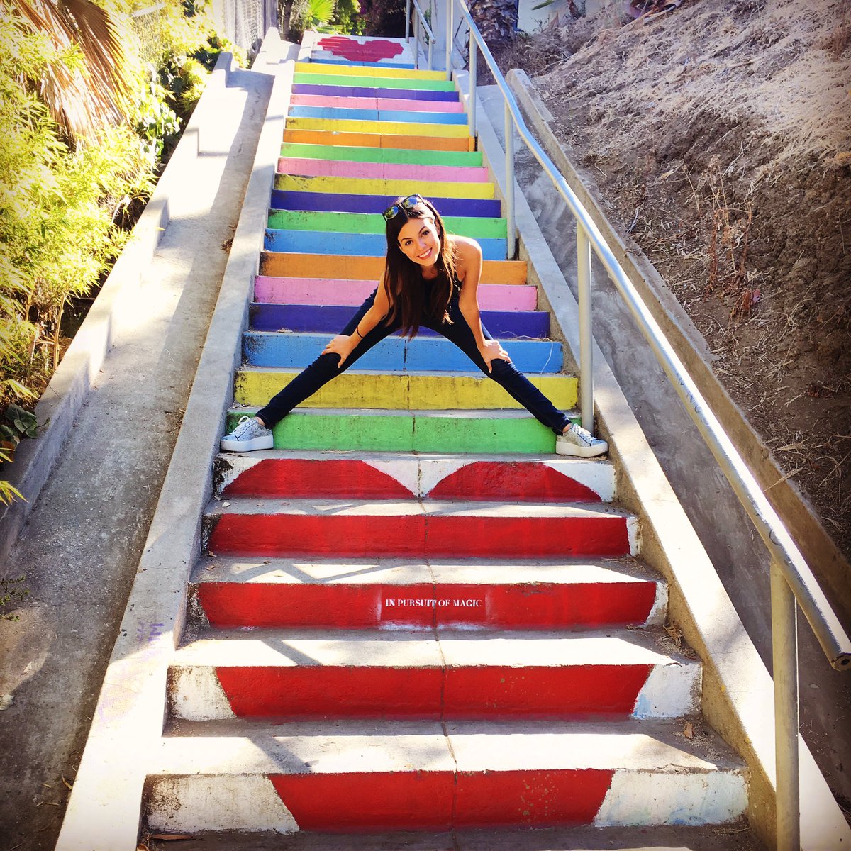 VictoriaJustice's tweet photo. Came across these amazing stairs the other day! ❤️❤️❤️ #InPursuitOfMagic ❌⭕️ https://t.co/iPWyTGM4J7