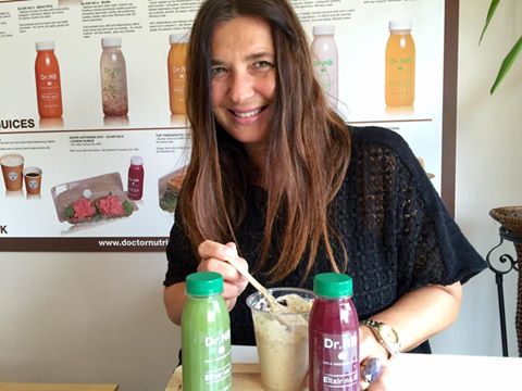 Lejla_Nutrimen's tweet photo. Finally enjoying my products💕💚💕 #detox #drnb #zdravahrana #zdravlje #healthcentar #ishrana #smuti #hrana #fintess https://t.co/eDvKQukGYg