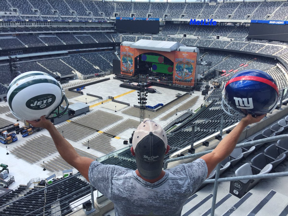 kennychesney tweet picture