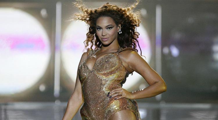 So a cop performed some fire dance moves to Beyonce's 'Formation’ 'cuz he slays iheart.com/news/cop-perfo…