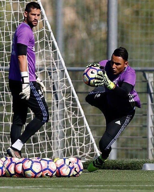 NavasKeylor's tweet photo. Gracias a Dios vamos por buen camino !!! Pura vida !! Hala Madrid !! https://t.co/JE8ZBAcrw4