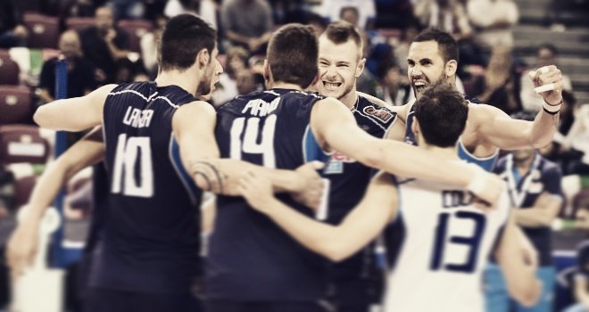 PALLAVOLIAMO's tweet photo. #segliazzurrivannoinfinale #Rio2016 e adesso @Volleyball_it ? https://t.co/F4fSTlBrf8