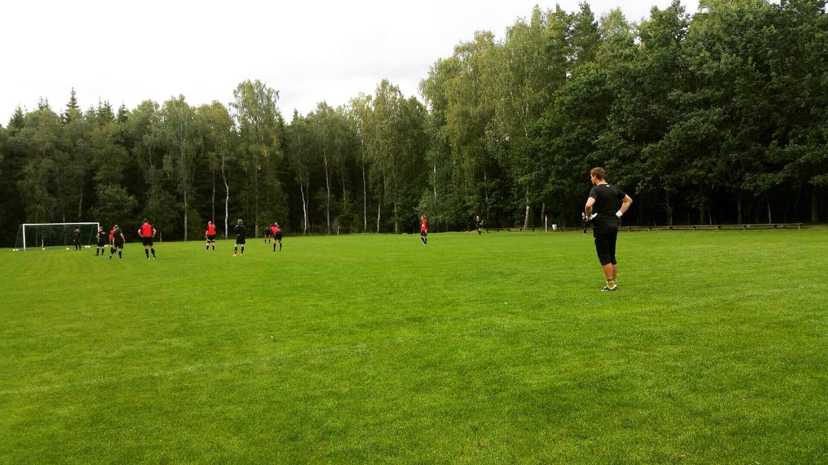 ENVFF_'s tweet photo. Imorgon är det dags för hemmamatch igen! Vi möter Skultorps IF på Holmavallen kl.15:00⚽️ Hoppas vi ses! #envff https://t.co/rWox7nglXL