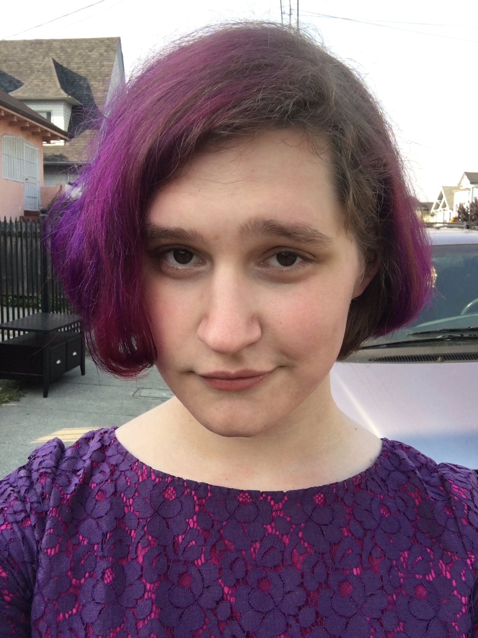 Tai Crimson on Twitter: "Look at my cute purple hair ...
