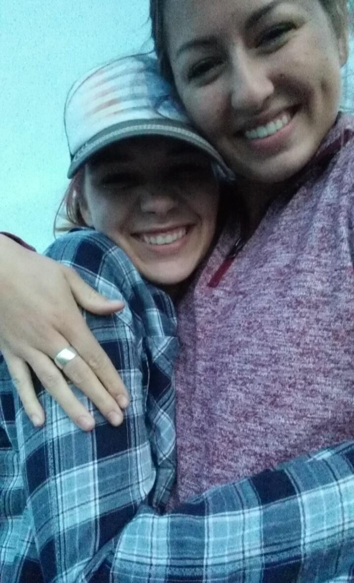 emily_nicole33's tweet photo. so blessed to have a kayla. @HawkesKayla https://t.co/71wGLnLcVN