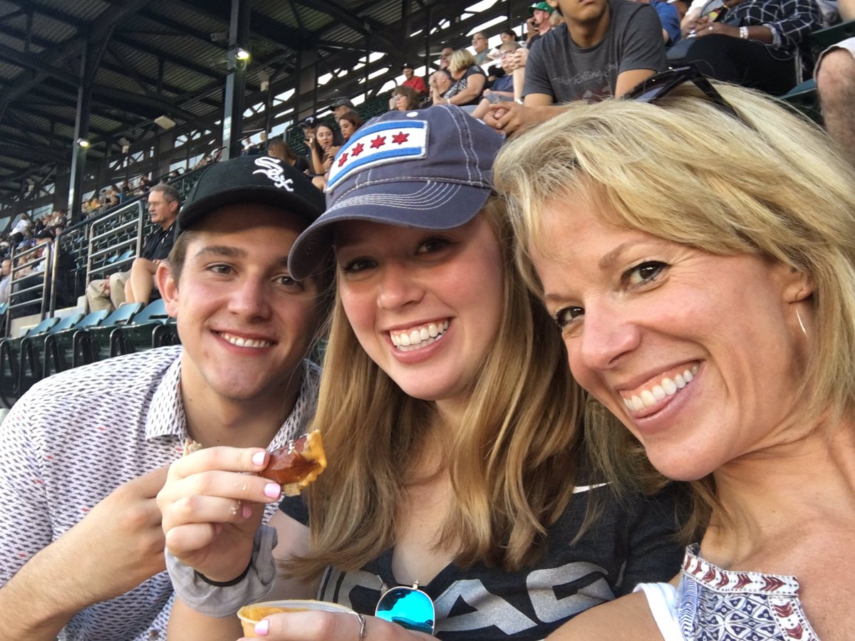 Lisa Parker (LisaParkerNBC) Twitter