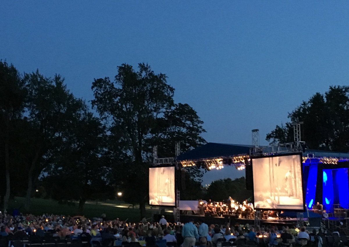 lexingtonpops's tweet photo. Down the yellow brick road to Oz we go! Oz with Orchestra is filling @keeneland with the sights and sounds you love. https://t.co/CYMDotGYb7
